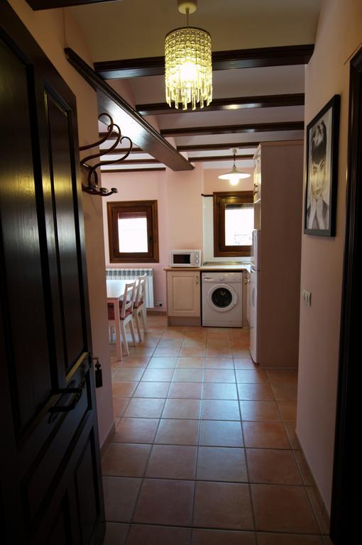 Apartamentos Cine Capicol Albarracín Pokoj fotografie